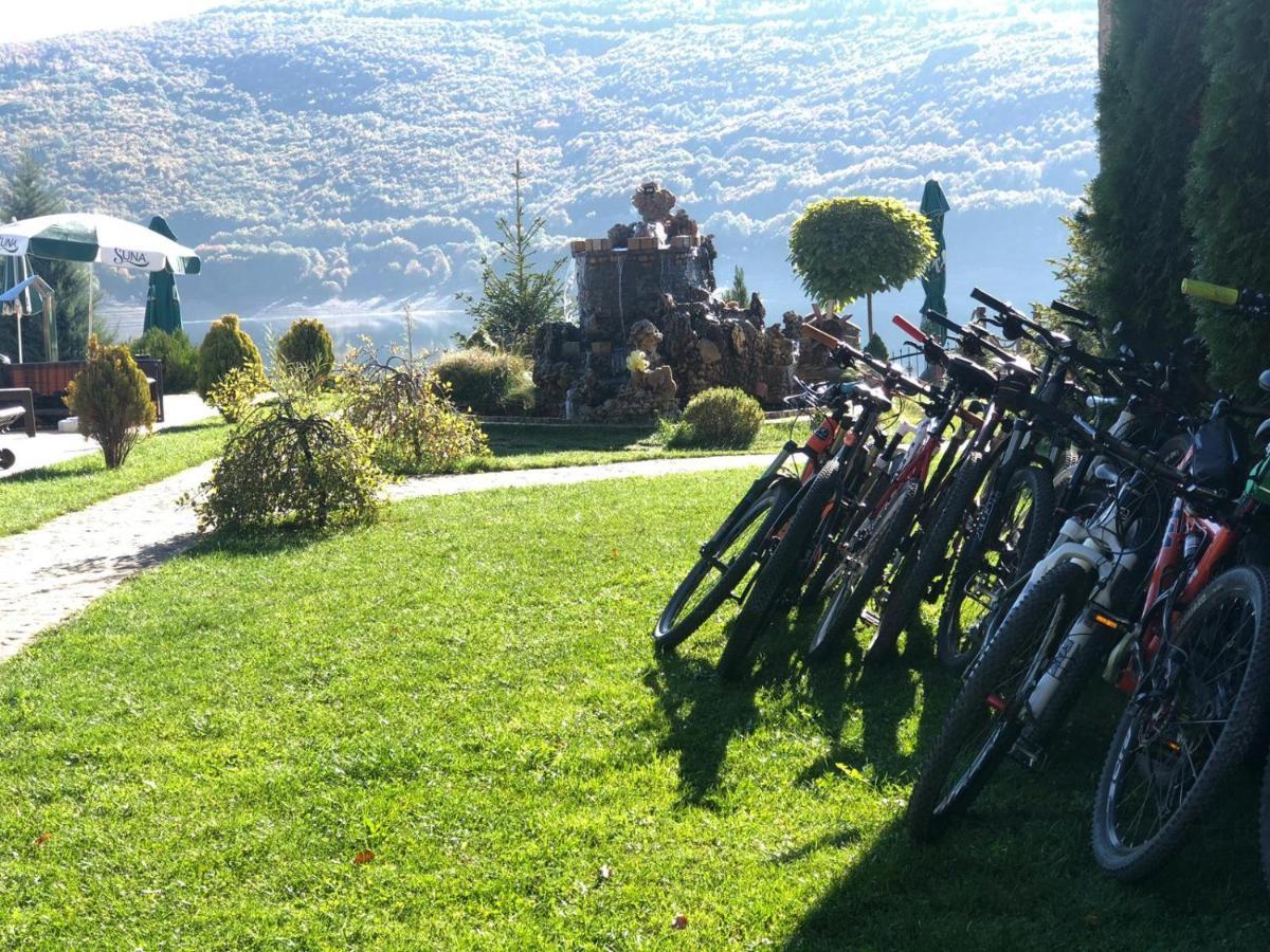 Rey Hotel Mavrovo Buitenkant foto