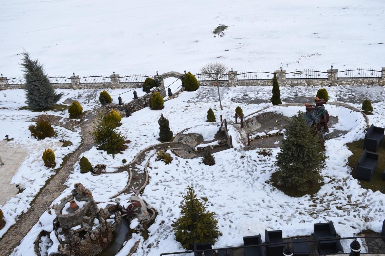 Rey Hotel Mavrovo Buitenkant foto